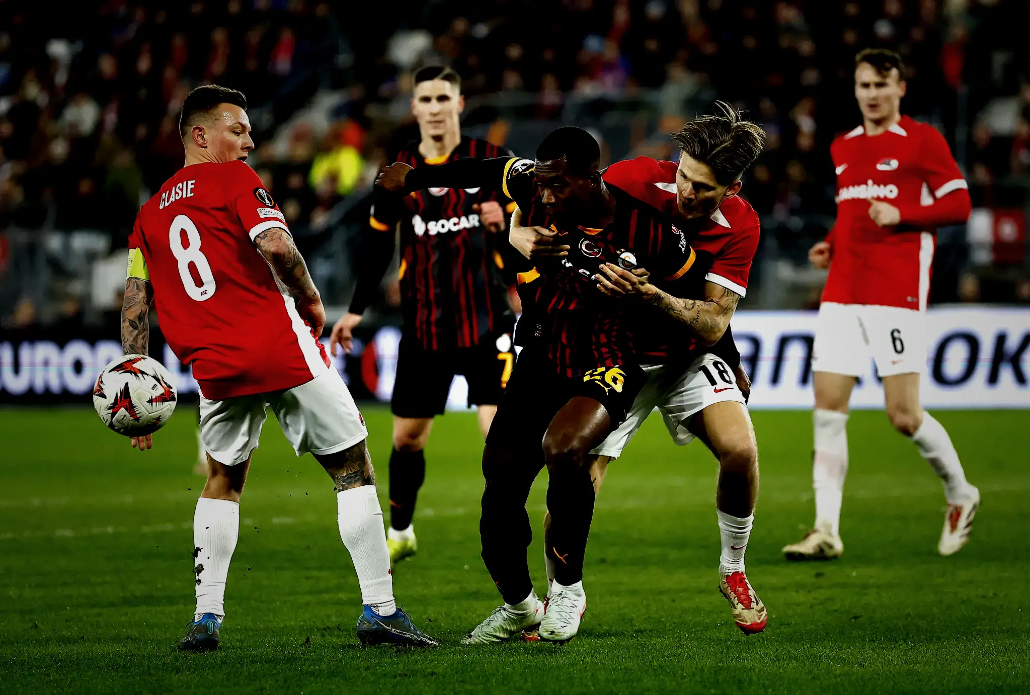 Galatasaraylı futbolcu için ayrılık görüşmesi! Menajeriyle birinci temas kuruldu 14 galatasarayli futbolcu icin ayrilik gorusmesi menajeriyle birinci temas kuruldu 12 l1XK9GX5
