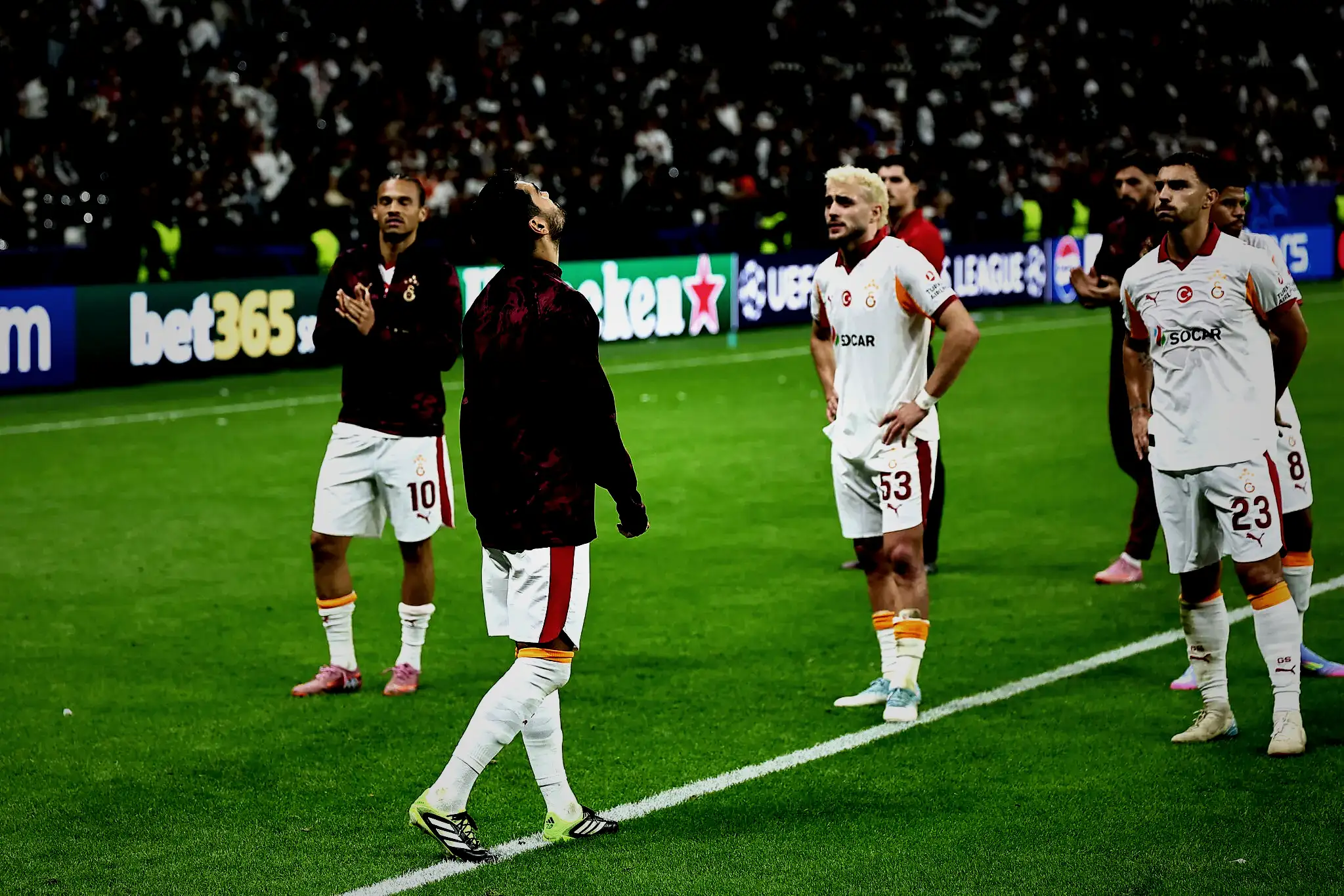 Galatasaraylı futbolcu için ayrılık görüşmesi! Menajeriyle birinci temas kuruldu 6 galatasarayli futbolcu icin ayrilik gorusmesi menajeriyle birinci temas kuruldu 4 JUeZPrcz
