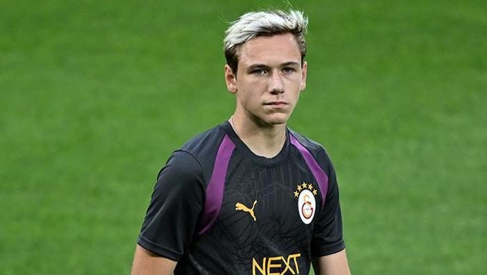 Galatasaraylı yıldız Batrakov'dan transfer itirafı! 'Kontrolüm dışında gerçekleşti' 2 galatasarayli yildiz batrakovdan transfer itirafi kontrolum disinda gerceklesti 0 vXikjFJy