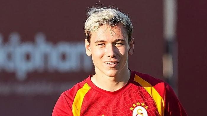 Galatasaraylı yıldız Batrakov'dan transfer itirafı! 'Kontrolüm dışında gerçekleşti' 4 galatasarayli yildiz batrakovdan transfer itirafi kontrolum disinda gerceklesti 2 qRwk1j1B