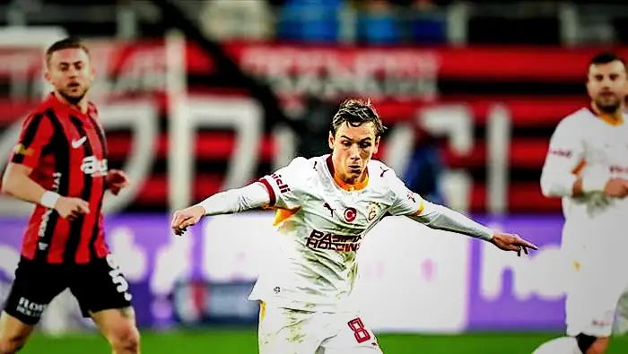 galatasarayli yildiz icin cok sert tenkit kangrene donmeye basladi bu imaj guzel degil 5ukgRJA6