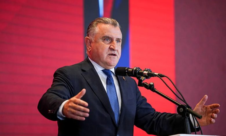 Gençlik ve Spor Bakanı Osman Aşkın Bak: Hiçbir forma çocuğumuzun kalbinden daha değerli değildir! 1 genclik ve spor bakani osman askin bak hicbir forma cocugumuzun kalbinden daha degerli degildir rW3OKH74