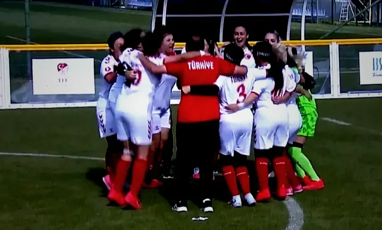 Görme Engelli Bayan Ulusal Futbol Ekibimiz Avrupa şampiyonu! 1 gorme engelli bayan ulusal futbol ekibimiz avrupa sampiyonu Weu2NzhX