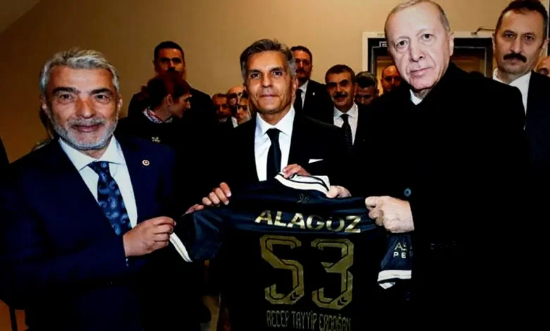 Iğdır FK'dan Cumhurbaşkanı Erdoğan'a manalı ziyaret 1 igdir fkdan cumhurbaskani erdogana manali ziyaret OI1rBVnN