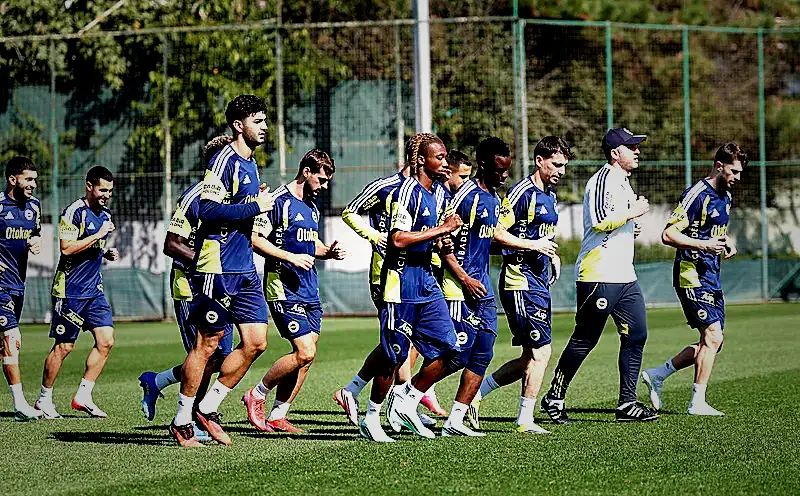 İsmail Kartal kararını verdi! Aston Villa deplasmanında sürpriz tercih 3 ismail kartal kararini verdi aston villa deplasmaninda surpriz tercih 1 pbI7MnII