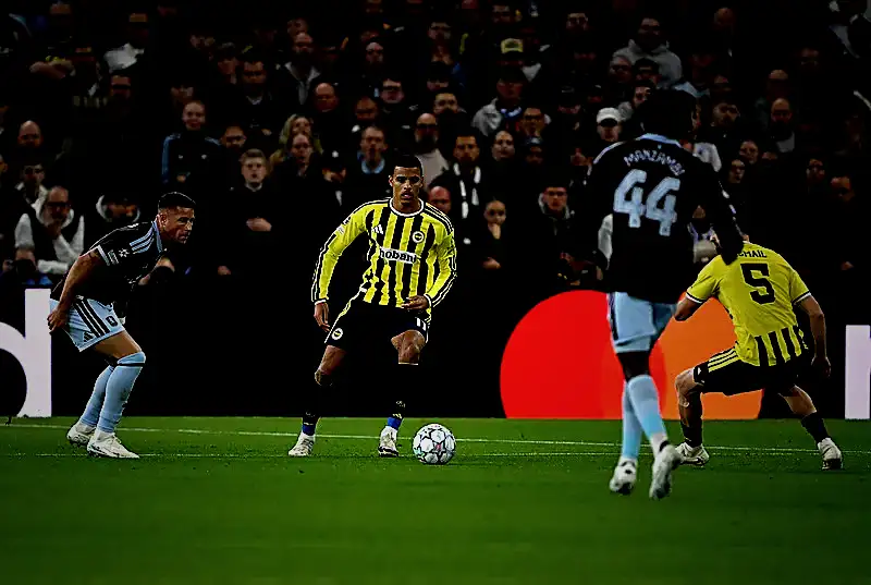 İsmail Kartal'dan o yıldız için flaş karar! Berbat performansı devam ederse... 14 ismail kartaldan o yildiz icin flas karar berbat performansi devam ederse 12