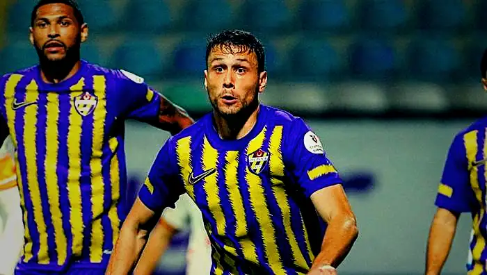 İşte Üstün Lig'in şampiyonu! Yapay zekadan olay iddia: Tüm kadroları sıraladı 3 iste ustun ligin sampiyonu yapay zekadan olay iddia tum kadrolari siraladi 1 i1MkGTVe