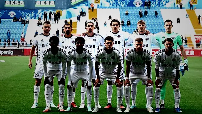 İşte Üstün Lig'in şampiyonu! Yapay zekadan olay iddia: Tüm kadroları sıraladı 13 iste ustun ligin sampiyonu yapay zekadan olay iddia tum kadrolari siraladi 11 I4s4gn1X