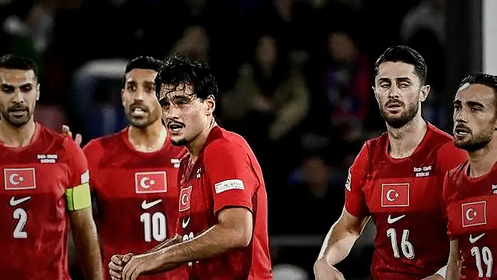 İtalya - Türkiye maçının akabinde Montella'yı tenkidin odağına koydu: 'Şaşırmamak elde değil' | 'Demirspor kafası' 5 italya turkiye macinin akabinde montellayi tenkidin odagina koydu sasirmamak elde degil demirspor SaLm419k