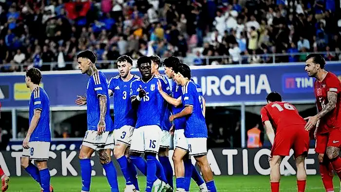 İtalya - Türkiye maçının akabinde Montella'yı tenkidin odağına koydu: 'Şaşırmamak elde değil' | 'Demirspor kafası' 14 italya turkiye macinin akabinde montellayi tenkidin odagina koydu sasirmamak elde degil demirspor dHrvVcws
