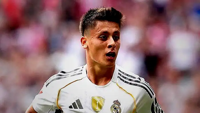 Jose Mourinho'dan kritik Arda Güler kararı! Diaz, Bernado Silva ve Alexander-Arnold da listede... 5 jose mourinhodan kritik arda guler karari diaz bernado silva ve alexander arnold da listede 3 5de7cPff