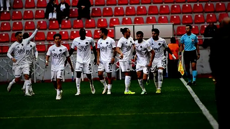 Kayseri'de 4 gollü düello... (ÖZET) Kayserispor - Batman Petrolspor maç sonucu2-2 2 kayseride 4 gollu duello ozet kayserispor batman petrolspor mac sonucu2 2 0 K7EWYT1v