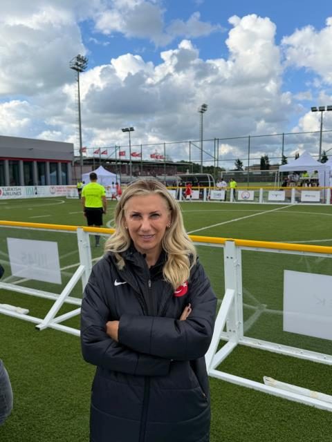 kiragasi gorme engelliler futbol avrupa sampiyonasini takip etti 0 YvXGMDyN