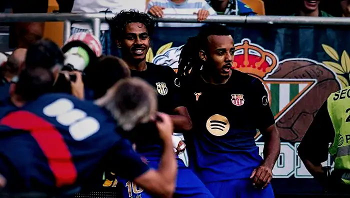 Lamine Yamal'a kafa atıldı! Real Betis-Barcelona maçında kavga! Adeta gol yağmuru 7 lamine yamala kafa atildi real betis barcelona macinda kavga adeta gol yagmuru 5