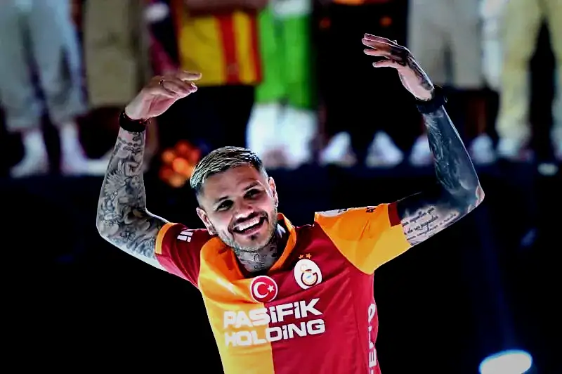 mauro icardi geri mi donuyor iki kulupten transfer teklifi aldi 10