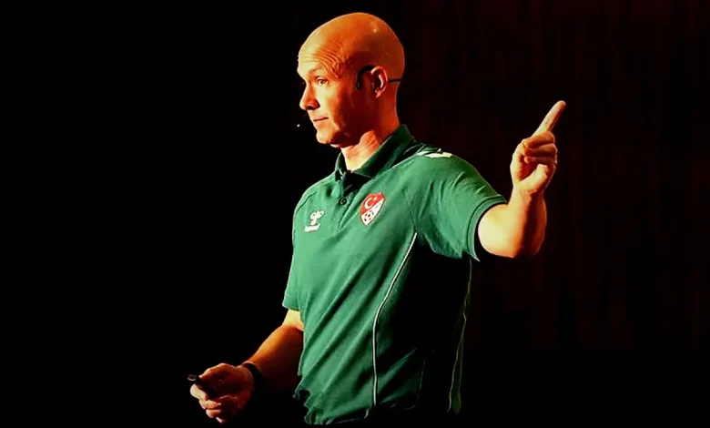 MHK, Süper Lig hakemlerini Anthony Taylor'ın atayacağını duyurdu! 1 mhk super lig hakemlerini anthony taylorin atayacagini duyurdu fwhKaOYY
