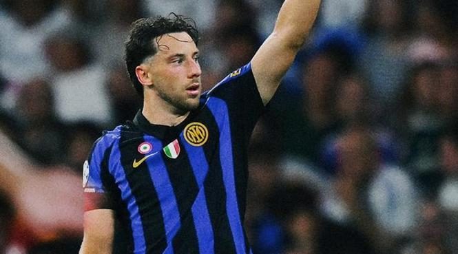 Mourinho'nun Real Madrid'i Devler Ligi'ne 3 puanla başladı... (ÖZET) Real Madrid - Inter maç sonucu 2-1 6 mourinhonun real madridi devler ligine 3 puanla basladi ozet real madrid inter mac IvGZUz5X