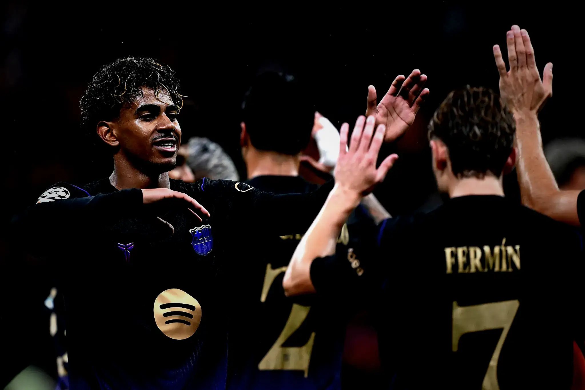 Müelliflerden Galatasaray-Barcelona maçı değerlendirmesi: Jakobs'un stoper başlaması büyük bir dramdır 17 muelliflerden galatasaray barcelona maci degerlendirmesi jakobsun stoper baslamasi buyuk bir dramdir 15 nerkcTTK