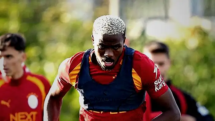 Nijerya teknik yöneticisi Eric Chelle'den Victor Osimhen sözleri! 'Anlaşmazlık yok' 2 nijerya teknik yoneticisi eric chelleden victor osimhen sozleri anlasmazlik yok 0 PBW2NTuB
