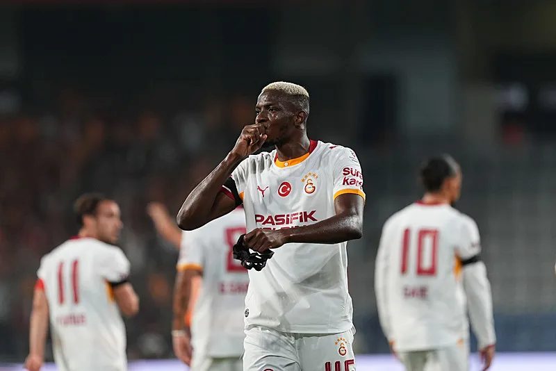 Okan Buruk'tan flaş Osimhen planı! Barcelona maçına bu türlü hazırlanacak 11 okan buruktan flas osimhen plani barcelona macina bu turlu hazirlanacak 9 XupLJej4