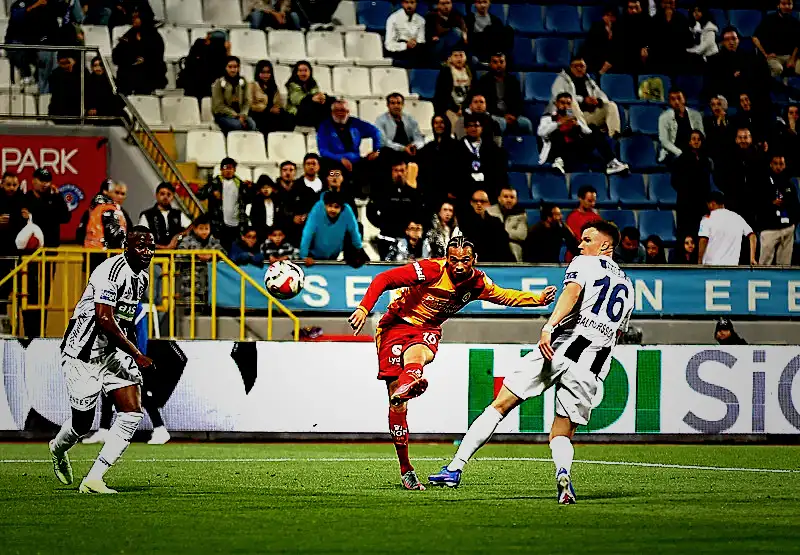 okan buruktan osimhen karari iste galatasarayin kasimpasa maci olasi 11i 11 1UPjdiKq