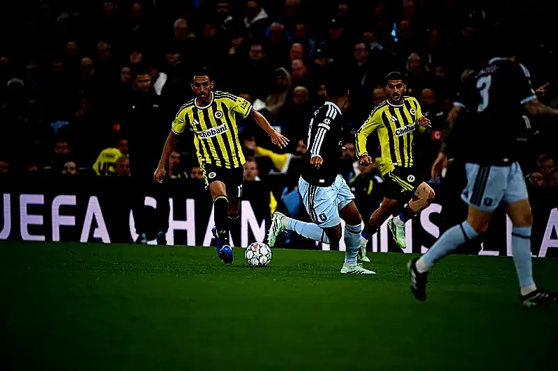 Ömer Üründül'den Aston Villa-Fenerbahçe maçı değerlendirmesi: Bir tek Oğuz Aydın ayakta kaldı 5 omer urundulden aston villa fenerbahce maci degerlendirmesi bir tek oguz aydin ayakta kaldi 3 cwMMUhDf
