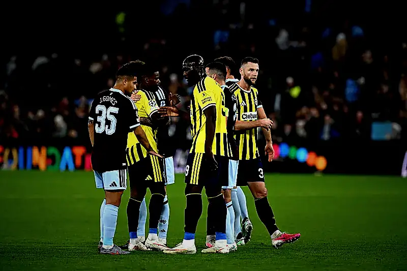 Ömer Üründül'den Aston Villa-Fenerbahçe maçı değerlendirmesi: Bir tek Oğuz Aydın ayakta kaldı 8 omer urundulden aston villa fenerbahce maci degerlendirmesi bir tek oguz aydin ayakta kaldi 6 mMOuysEN