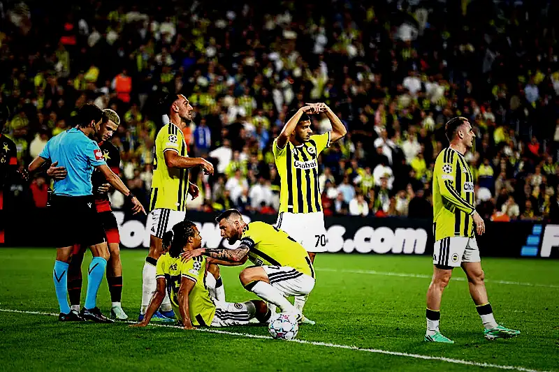 Ömer Üründül'den Fenerbahçe-Slavia Prag maçı yorumu: Düzeyimizde olmayan... 11 omer urundulden fenerbahce slavia prag maci yorumu duzeyimizde olmayan 9 XllmRyAL