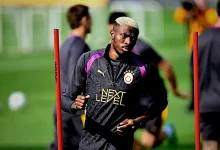 osimhen 11e donuyor DSs6gAfj