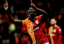 osimhen barcelona macinda birinci 11de mi oynayacak mi SM3TmF7Q
