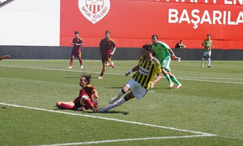 (ÖZET) Fenerbahçe sonunu getirmedi | Fenerbahçe-Roma UEFA Gençlik Ligi 1 ozet fenerbahce sonunu getirmedi fenerbahce roma uefa genclik ligi USPMFrFz