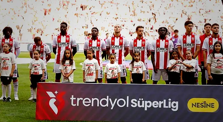 Samsunspor'dan sakatlık açıklaması! Kırık tespit edildi... 1 samsunspordan sakatlik aciklamasi kirik tespit edildi gHlinvXZ