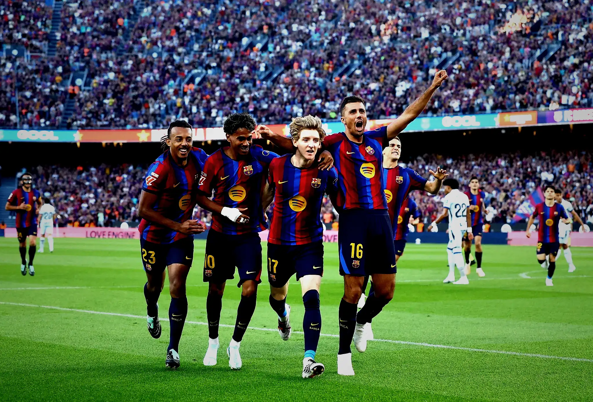 Spor müellifleri Galatasaray'ın dev maçını yorumladı: Barcelona'yı yenmek çok güç lakin imkansız değil! 11 spor muellifleri galatasarayin dev macini yorumladi barcelonayi yenmek cok guc lakin imkansiz degil 9