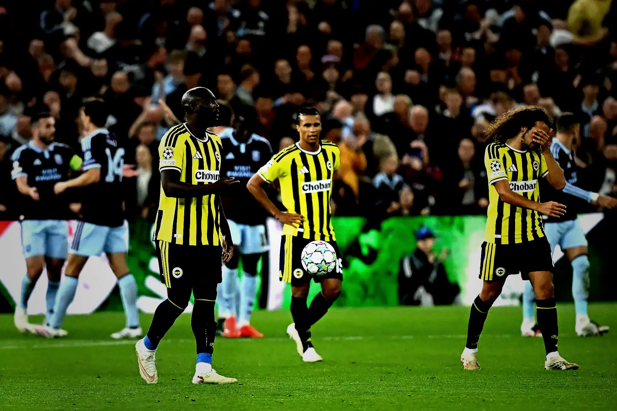 spor muharrirlerinden aston villa fenerbahce maci degerlendirmesi hoca maci bizim uzere izledi 4 Y3gdYv9n