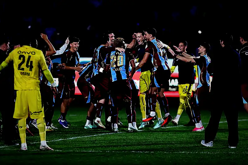 Spor muharrirlerinden Trabzonspor-Beşiktaş maçı değerlendirmesi: Tam bir satranç maçı! 10 spor muharrirlerinden trabzonspor besiktas maci degerlendirmesi tam bir satranc maci 8 3NM67Nbe