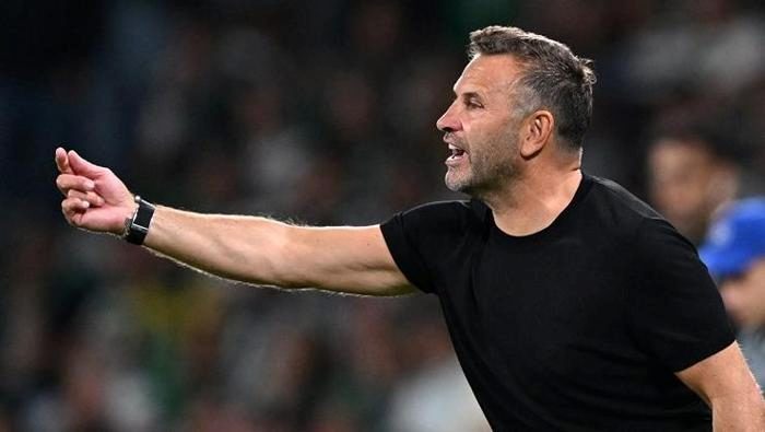 sporting galatasaray macinin akabinde yildiz isme sert tenkit tukenmislik sendromu ayni filmi 2X3g7vPC