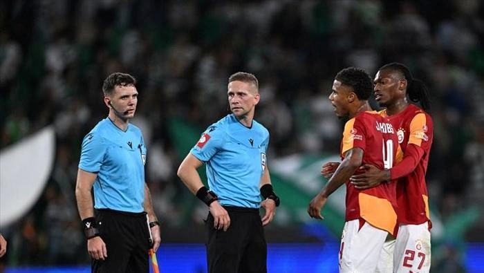 sporting galatasaray macinin akabinde yildiz isme sert tenkit tukenmislik sendromu ayni filmi pAd7AOyX