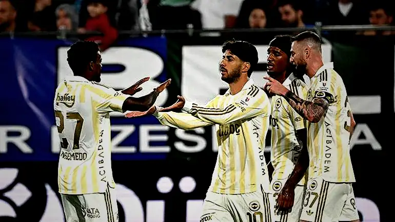 Sumudica'dan Fenerbahçe'ye ikaz: 'Skor uygun lakin oyun, şampiyonluk için yetmez' 2 sumudicadan fenerbahceye ikaz skor uygun lakin oyun sampiyonluk icin yetmez 0 4XnvbMF6