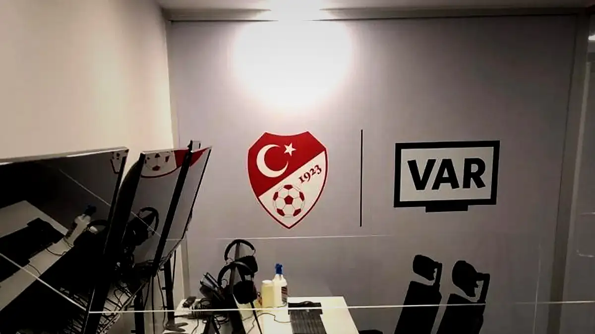 Süper Lig'de günün maçlarının VAR hakemleri açıklandı! 6 super ligde gunun maclarinin var hakemleri aciklandi gHa7rY1v