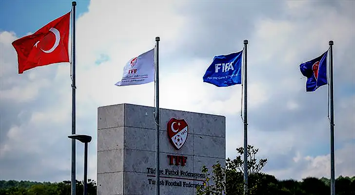 tffde kritik zirve sonrasi 5 istifa birden X25RXEs9
