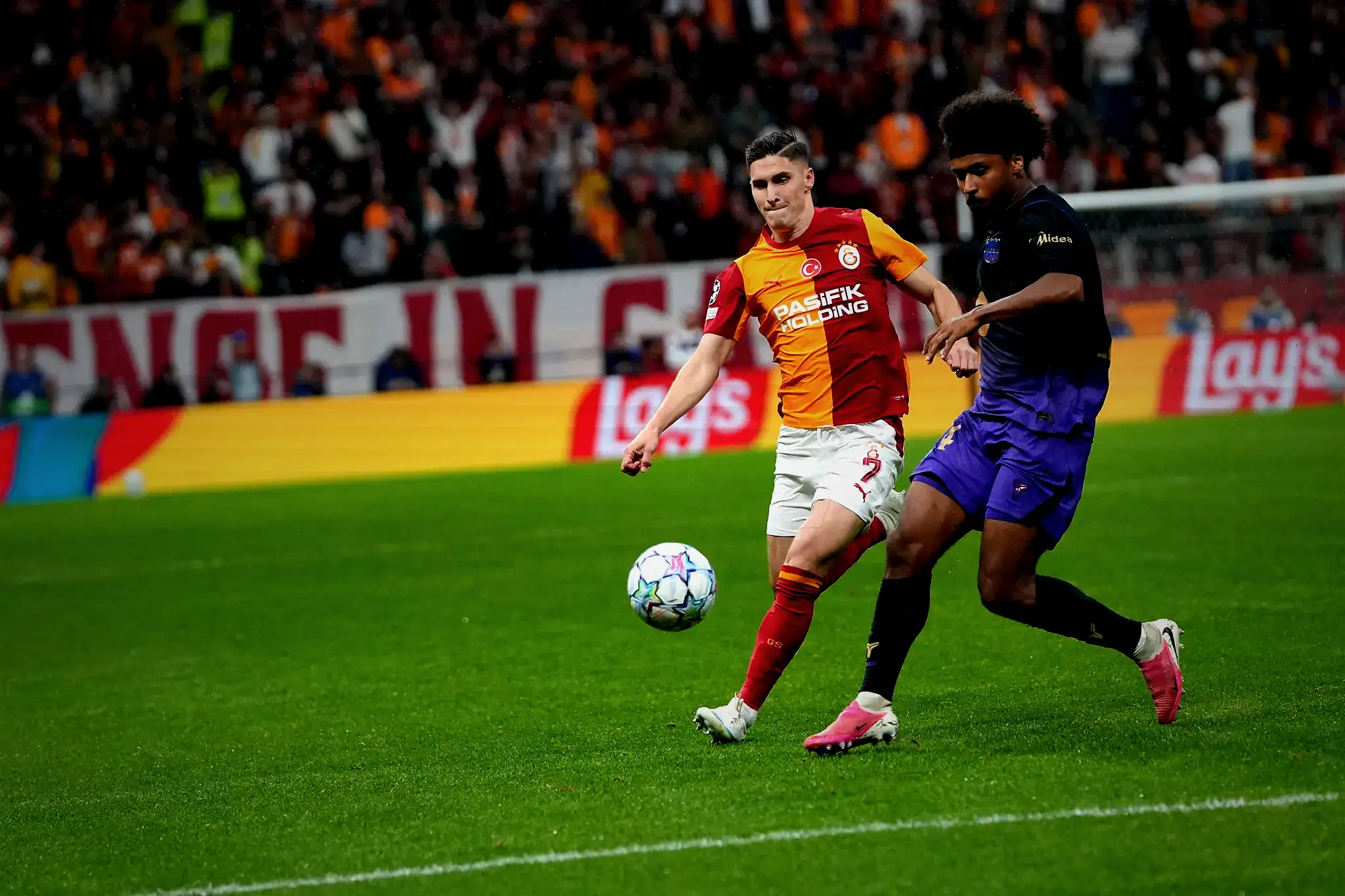 Thierry Henry'den Galatasaray taraftarına övgü: Çıkan gürültü inanılmaz! 2 thierry henryden galatasaray taraftarina ovgu cikan gurultu inanilmaz 0 pOrXKwU5
