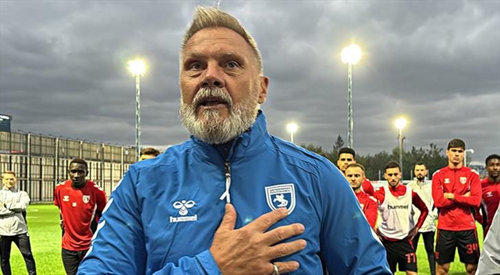 Thorsten Fink'ten taraftara: "Bu genç takımın size ihtiyacı var" 1 thorsten finkten taraftara bu genc takimin size ihtiyaci var