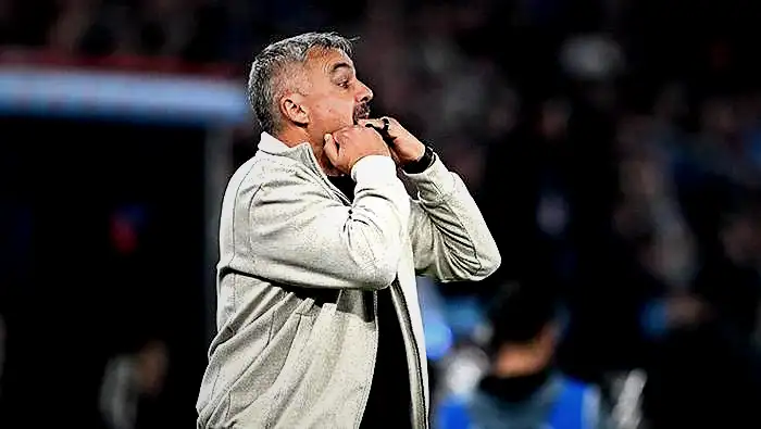 Trabzonspor - Beşiktaş derbisinde penaltı ve kırmızı kart tartışması: 'Verse hürmet duyardık' 3 trabzonspor besiktas derbisinde penalti ve kirmizi kart tartismasi verse hurmet duyardik 1 BT4rtIa4