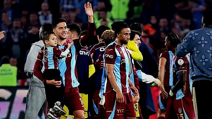 Trabzonspor - Beşiktaş derbisine usta isimlerden teknik bakış! 'Satrancı kazandı' 2 trabzonspor besiktas derbisine usta isimlerden teknik bakis satranci kazandi 0 E6OSwBg7