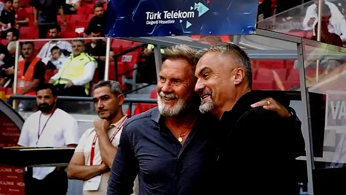 Trabzonspor'un Samsunspor galibiyetine farklı bakış açısı: 'Psikolojik eşikti' | 'Her ders yaşandı' 11 trabzonsporun samsunspor galibiyetine farkli bakis acisi psikolojik esikti her ders yasandi 9