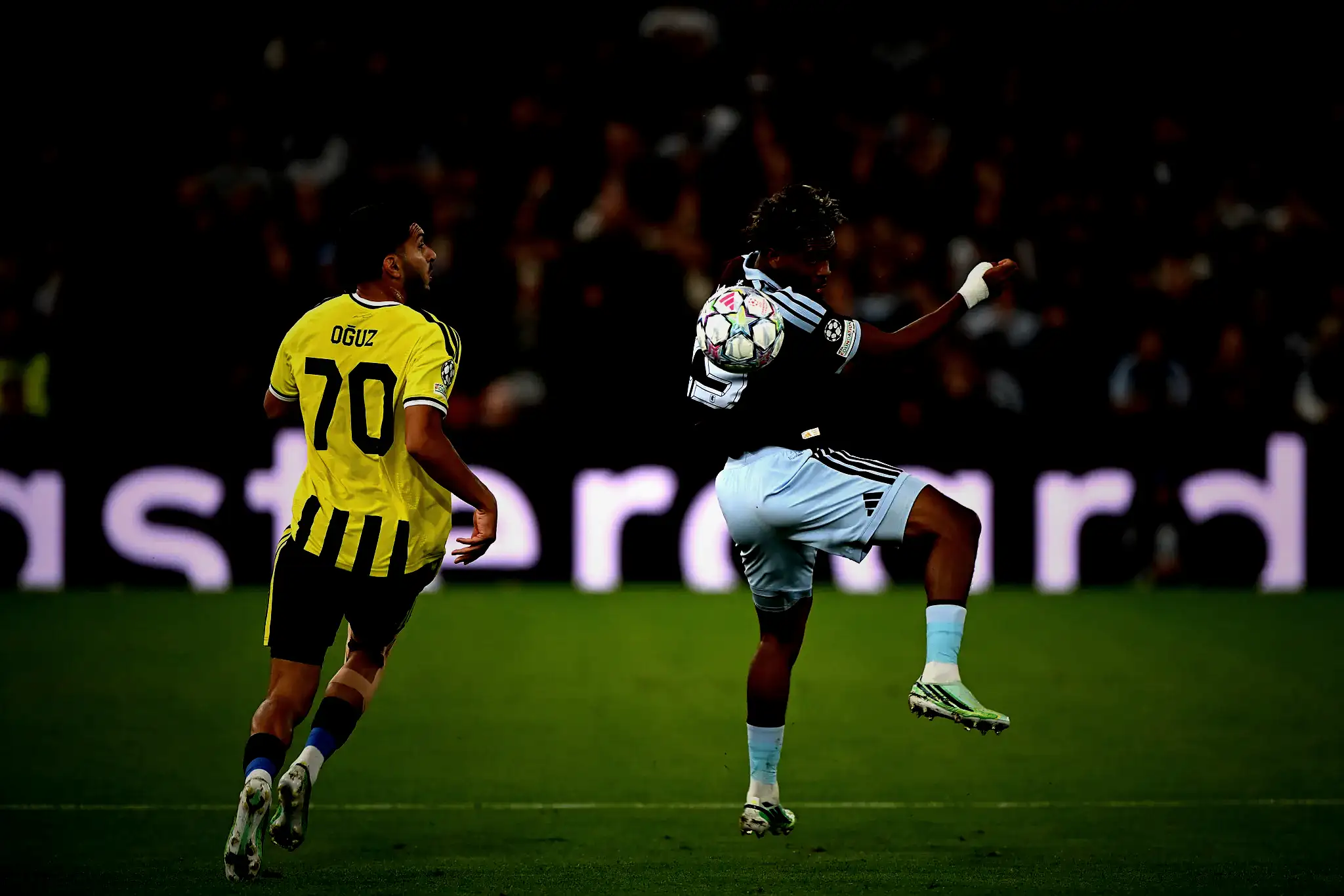 TRANSFER HABERİ: Aston Villa'dan Fenerbahçeli yıldıza kanca! Oynadığı futbolla hayran bıraktı 7 transfer haberi aston villadan fenerbahceli yildiza kanca oynadigi futbolla hayran birakti 5 cGKapbqC