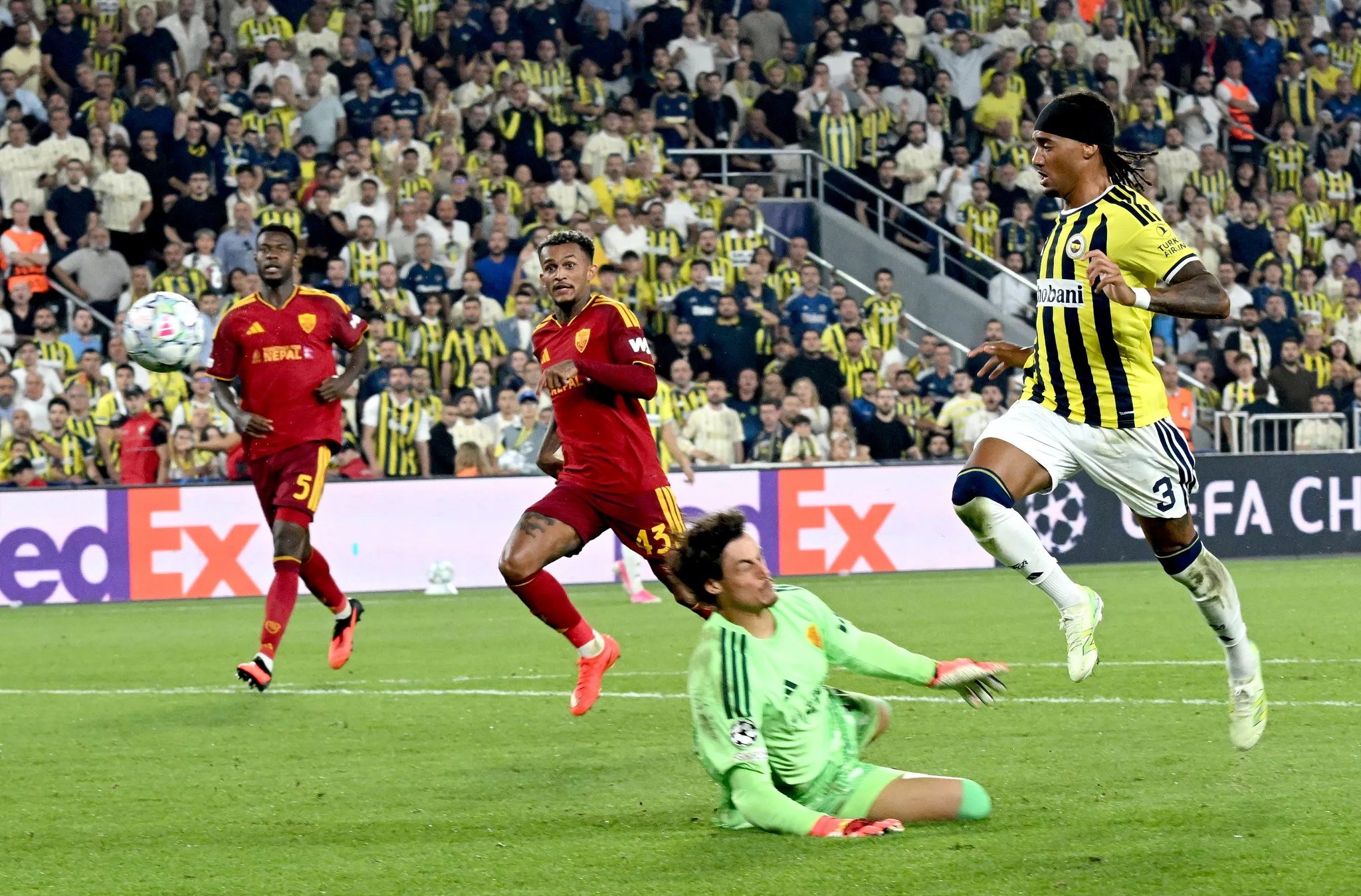 TRANSFER HABERİ: Fenerbahçe'de beklenmedik ayrılık! Herkes karşıt köşe olacak 19 transfer haberi fenerbahcede beklenmedik ayrilik herkes karsit kose olacak 17 p2V3iYnr