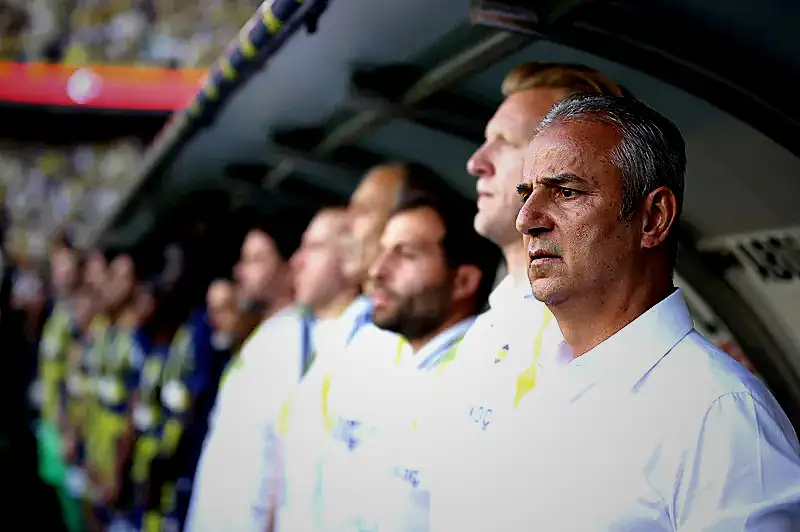 TRANSFER HABERİ: Fenerbahçe'de flaş ayrılık kararı! Alana bile çıkamadan veda ediyor 3 transfer haberi fenerbahcede flas ayrilik karari alana bile cikamadan veda ediyor 1