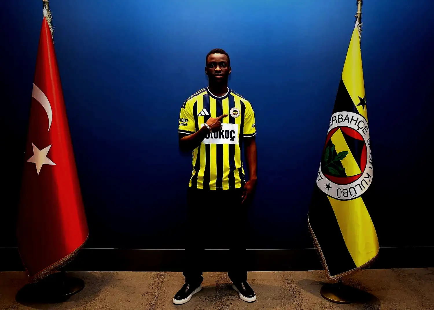 TRANSFER HABERİ: Fenerbahçe'de flaş ayrılık kararı! Alana bile çıkamadan veda ediyor 9 transfer haberi fenerbahcede flas ayrilik karari alana bile cikamadan veda ediyor 7 7rVqcgku