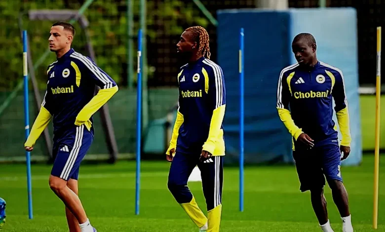 transfer haberi fenerbahcede flas ayrilik karari menajeriyle gorustu ve HGxHf33e